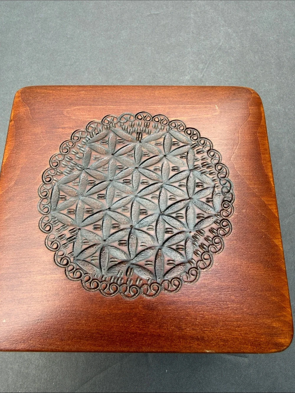 Poland 🇵🇱 Vintage Wooden Jewelry Box with Carved Floral Medallion - Brown